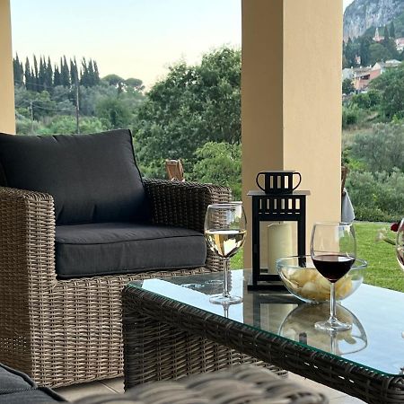 Villa Alexakis Doukádes エクステリア 写真